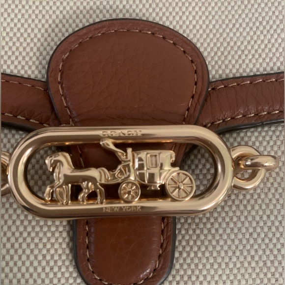 Coach Jade Chain Crossbody Natural Brown wristlet Bag - Picture 5 of 11